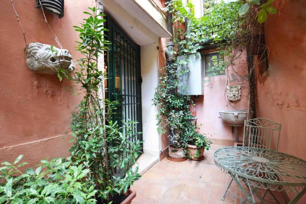 Zattere Cottage Close To Guggenheim Venedig Exteriör bild