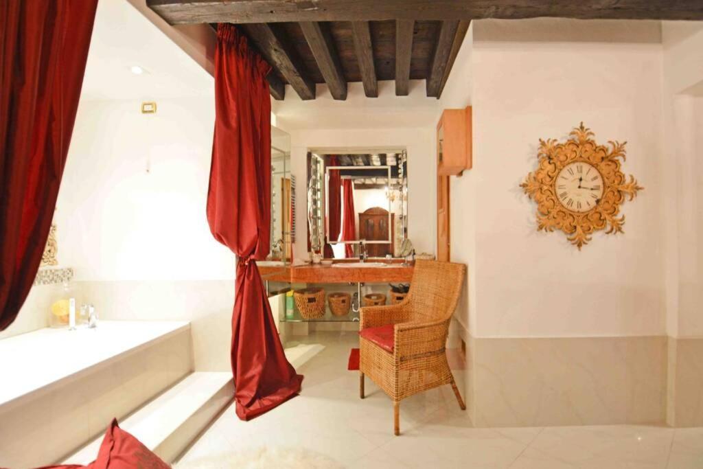 Zattere Cottage Close To Guggenheim Venedig Exteriör bild